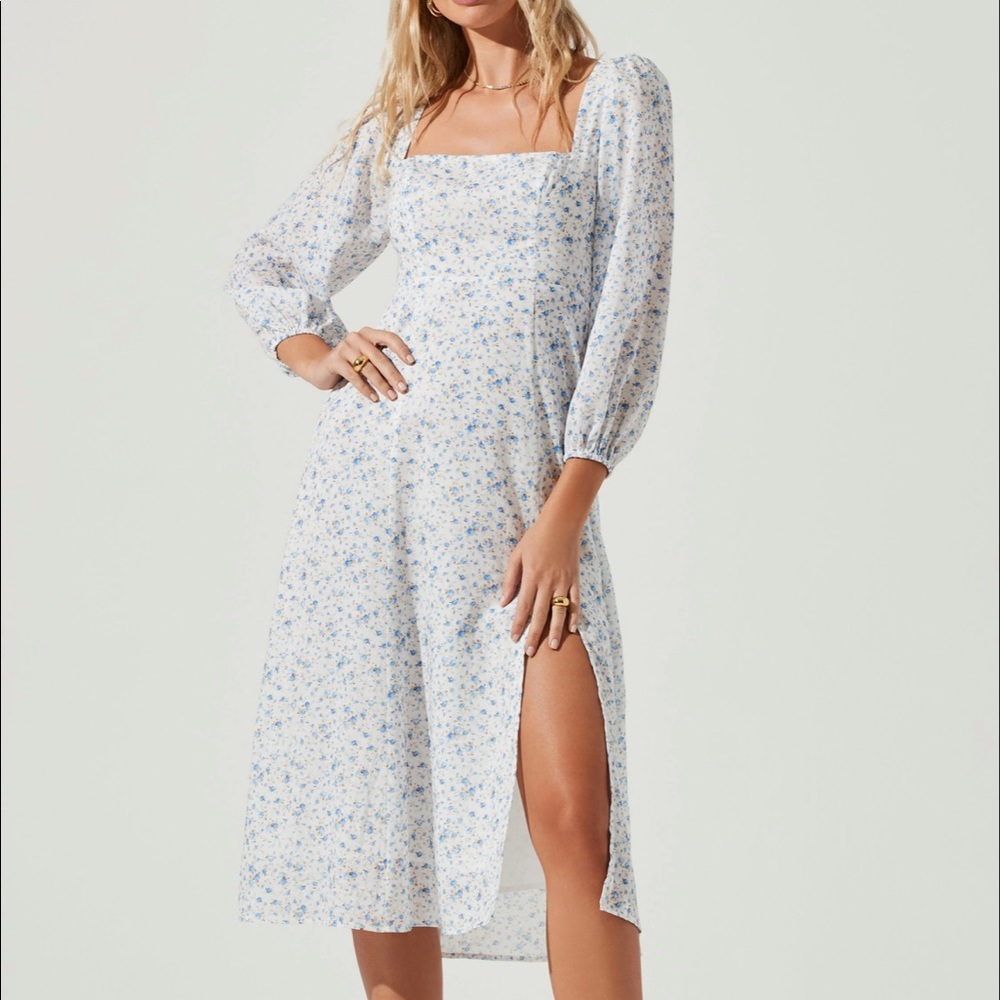 ASTR The Label Audette Square Neck Floral Cutout Midi Dress